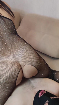 Domina facesitting mit squirting-orgasmus. Komplette Szene. Episode 13211