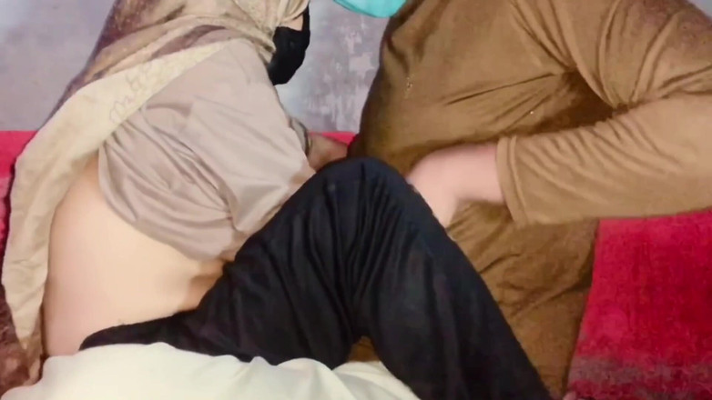 Kingsizedevil: Белая девушка Дели принимает весь член полицейского в ее большую задницу