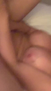 Bystig blondin 6 am efter fest sextape