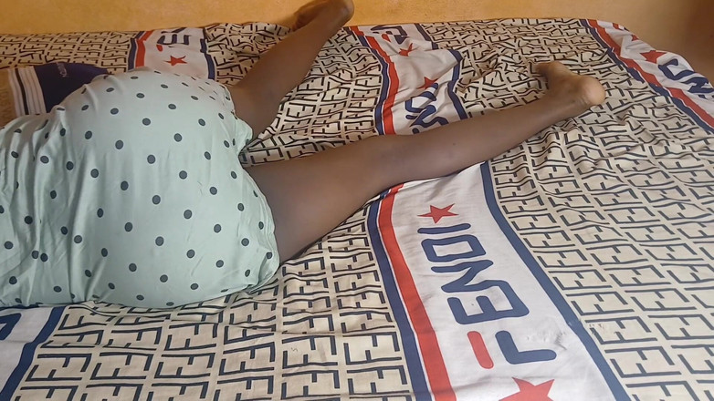 Fridayborn3: Africká služka ošukaná šéfem