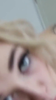 Cel mai bun futai de facultate! Blondă minionă cu pula uriașă Jock