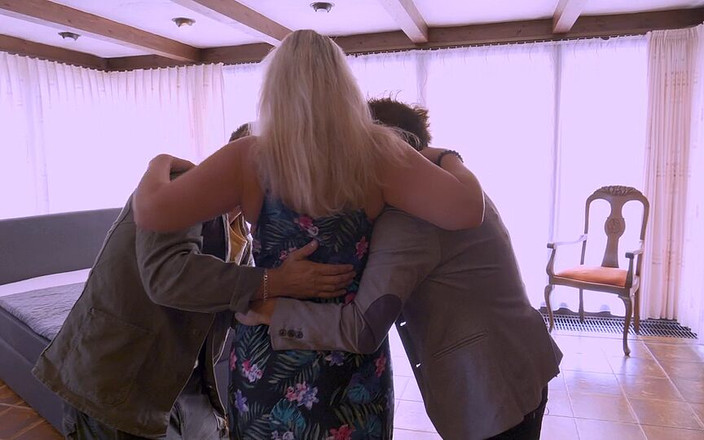 Strassenflirts by Magmafilm: Conny Und Bodo Haben Land Entdeckt... Blond Und Grossbusig!