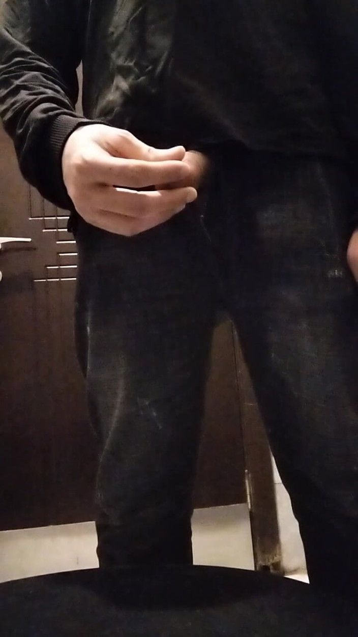 HemoShovel: Hot Boy Masturbasi