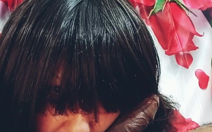 Bolly Karma: MILF cougar, semasa dia menjilat