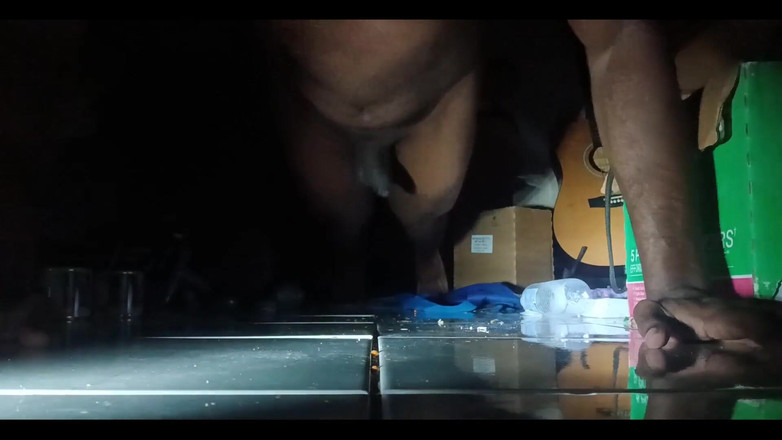 King Kingston: 腕立て伏せをやった