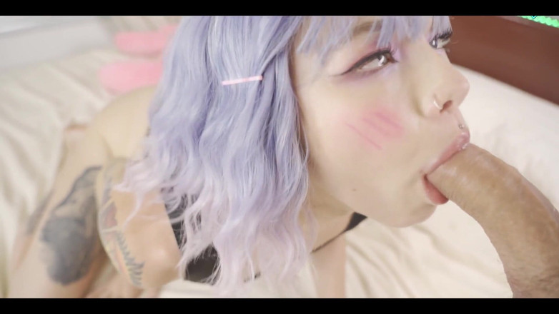 Karneli Bandi: Une ado taille une pipe juteuse et reçoit un facial....