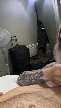 Harleigh Filmt Sich Selbst Beim Ficken