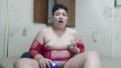 PrinceDez: Prince Dez si hraje s malými kozami a vibruje až...