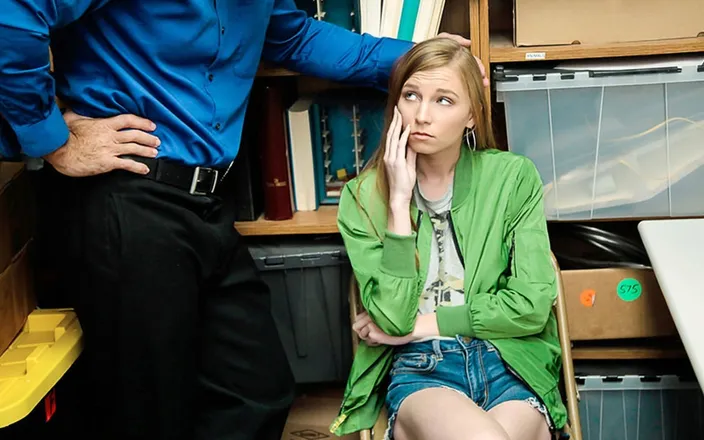 Shop Lyfter: Shoplyfter Justin Foreskin Ava Parker
