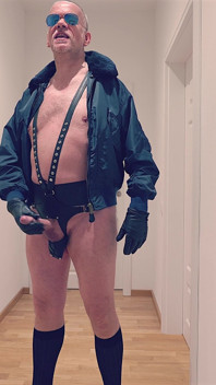 Tôn sùng da Hunk Xl 7