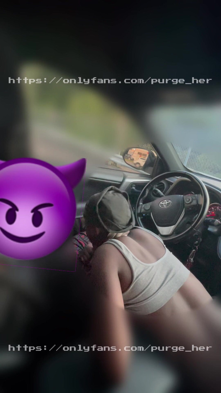 Purge_her: Cars Pass by While She Suck My Dick