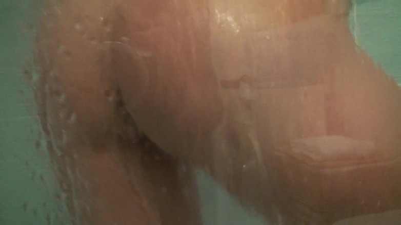All Those Girlfriends: Tattooed Lauralee fingering her twat nicely while taking a shower