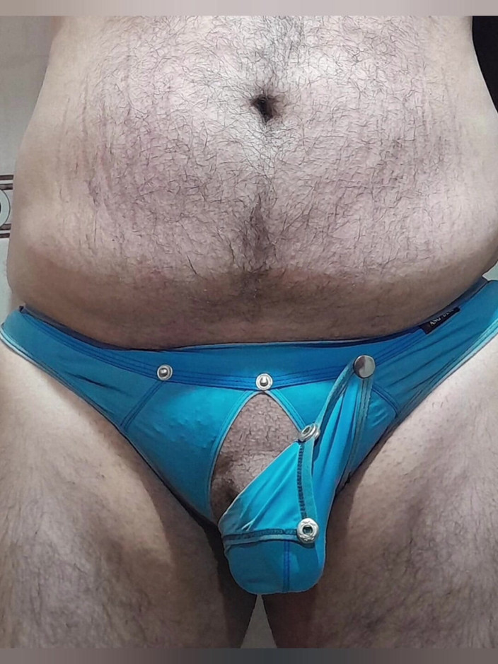 Davidandrexxx: Masturbuje się i cumm za pomocą niebieskich stringów