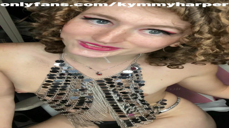 Kymmy Harper: Інструкції з смоктання члена та камшот з транс-дівчиною