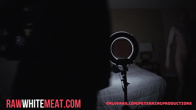 Raw White Meat: Petite filipina intensiv fantastisk knull Bts