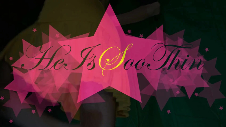 HeIsSooThin: Z stringami lub bez. Jak byś wolisz?