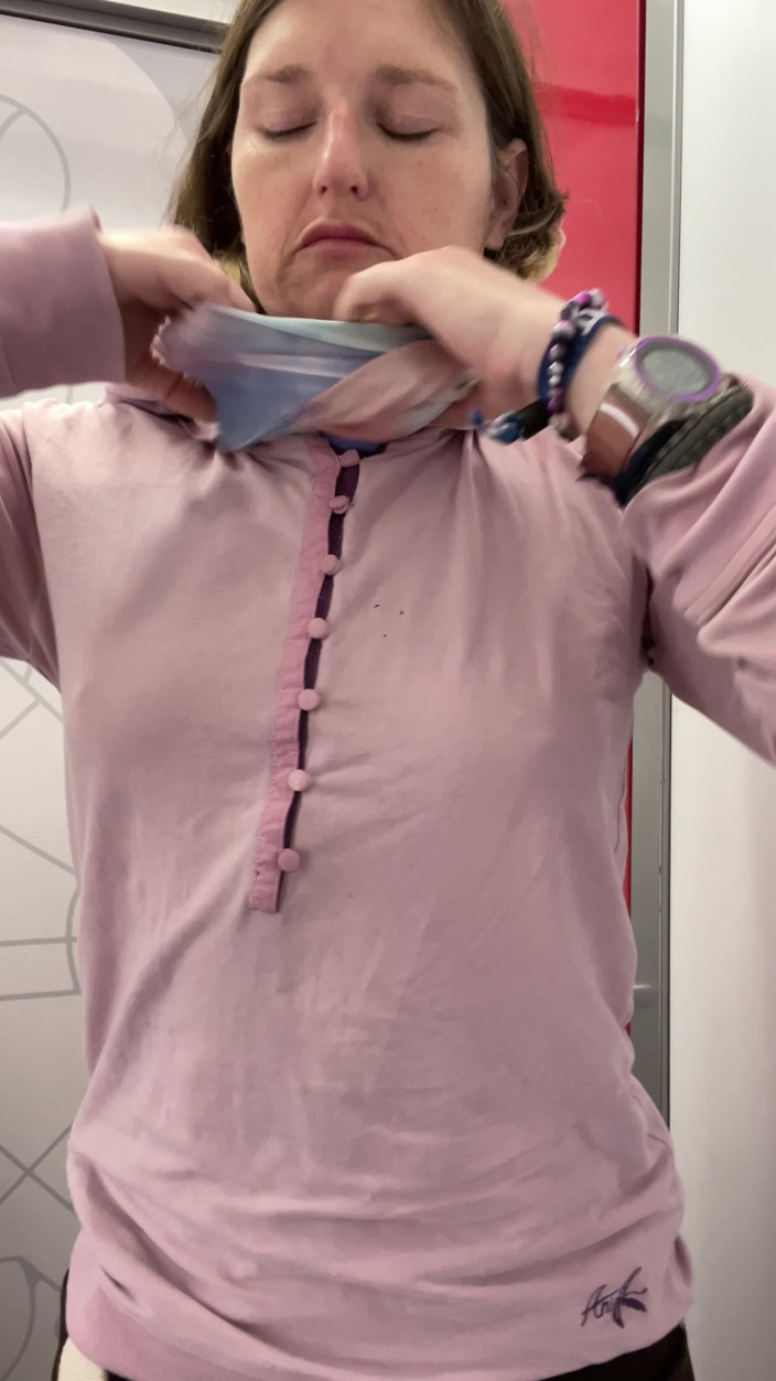 MistressWriggler: Starting to Strip on a Birthday Shopping Trip- Filming Fail