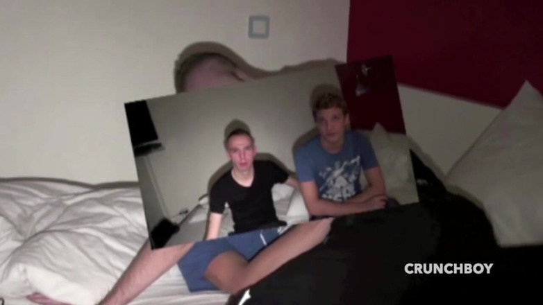 Crunch Boy: Jonathan fucked by the blond top Kameron Frost