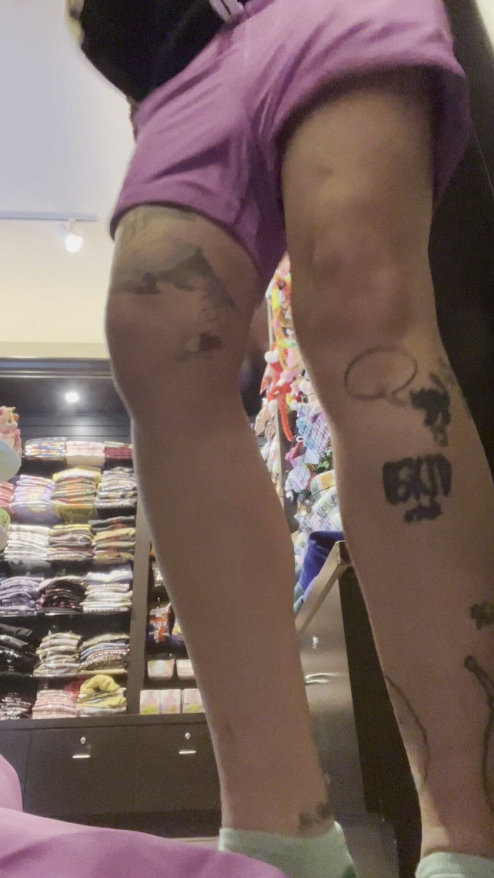 MistressWriggler: Commando and Trying on Clothes in a Shop Without a...