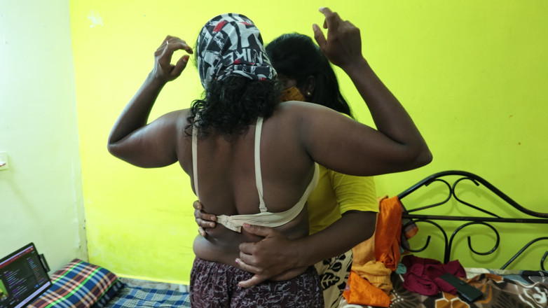 Tamil malkova: Lesbian Ticket Show