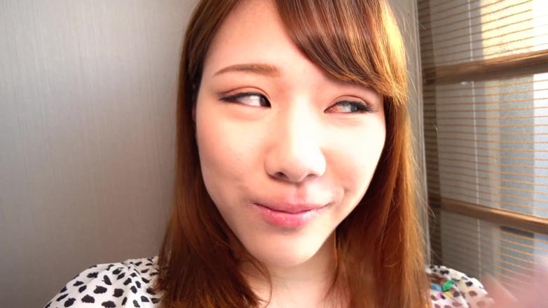 Tenshigao: Yuri Is a Lonely Girl Who Sees Our Online Ad...