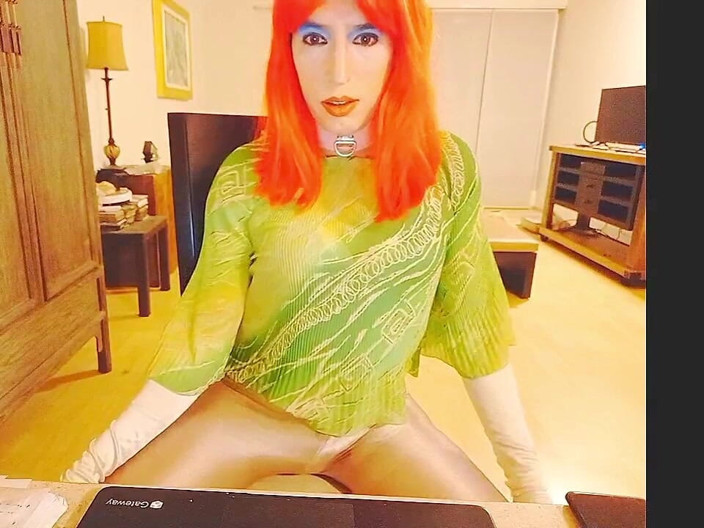 Tammy sissy slave: เล่นกับตัวเอง