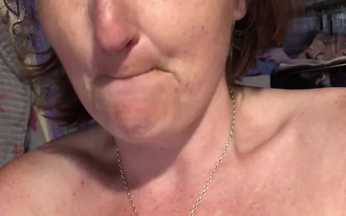 MistressWriggler: Spreading My Hairy Pussy Lips Apart to Do a Catheter...