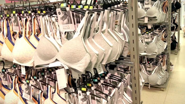 JessieHH: ग्रीष्मकालीन पोशाक और ब्रा एनएसएफडब्ल्यू को दौड़ने की कोशिश करते हैं