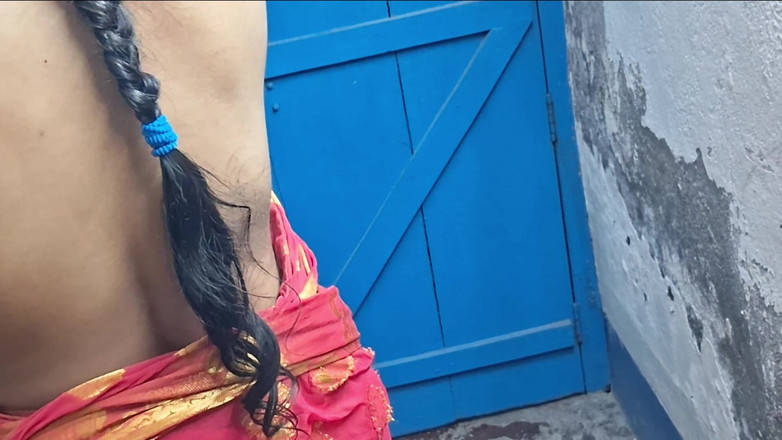 Busty Banuu: 房主和他的妻子做爱并干了她的性爱视频