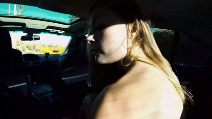 SaintPorn: A Buceta Raspada Apertada De Sadie É Lambida, Dedada E Fodida...