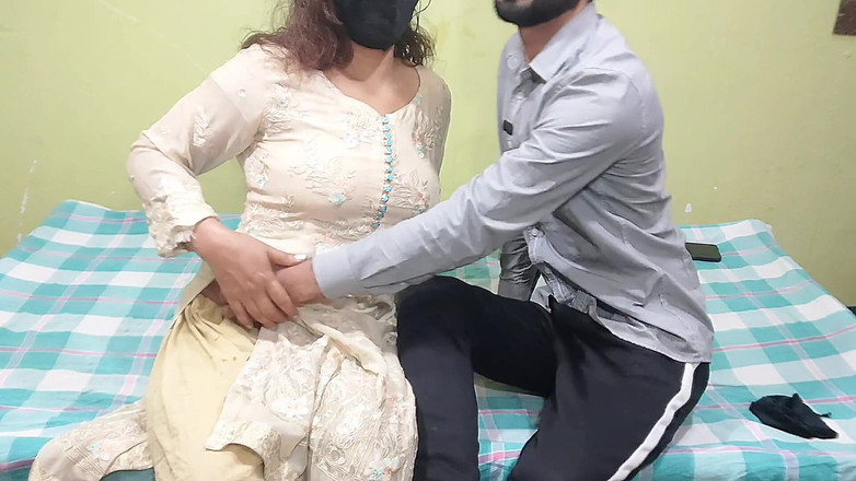 Pakistani CoupleX: Indian Horny Couple Romantic Sex, Cowgirl with Clear Hindi Audio