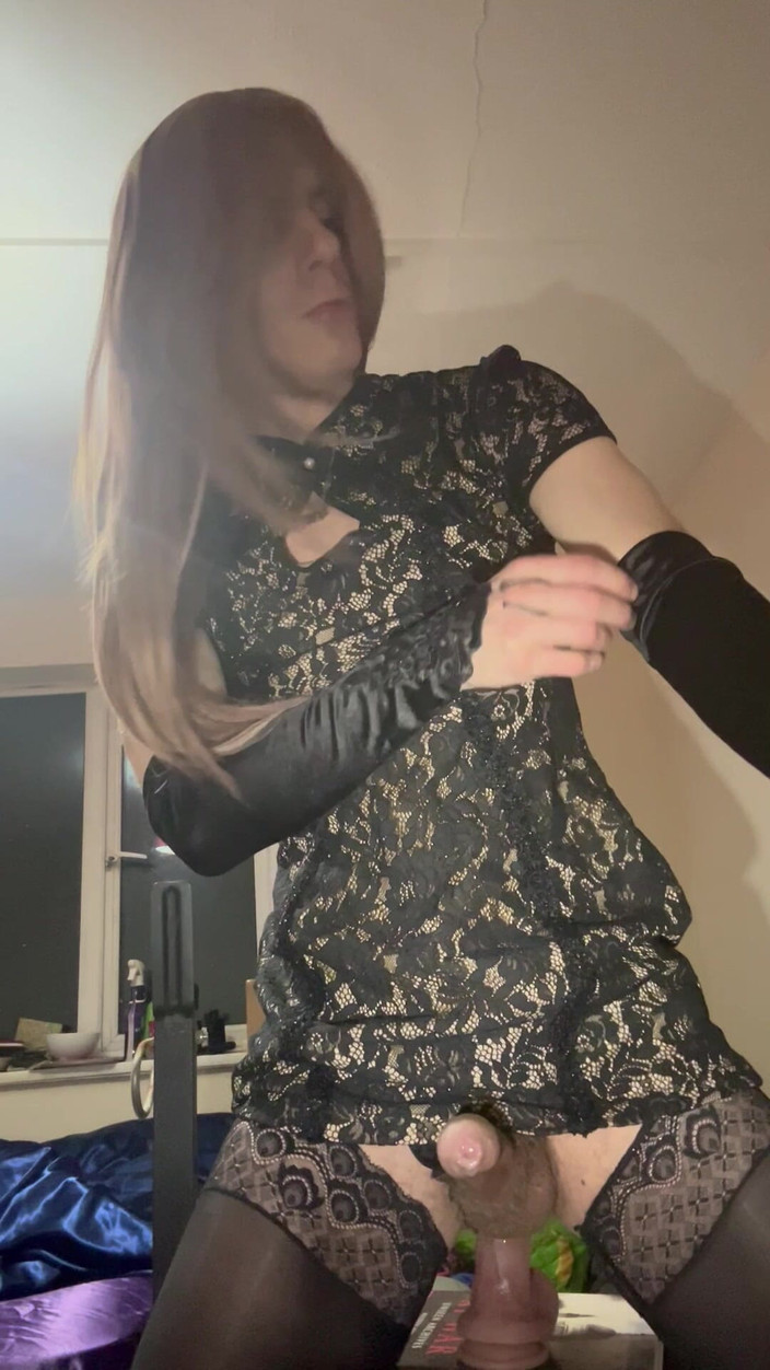 Jessica silk: 딜도를 타는 Jess Silk