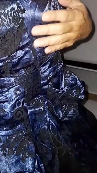 Satin dễ thương màu xanh mini váy thủ dâm