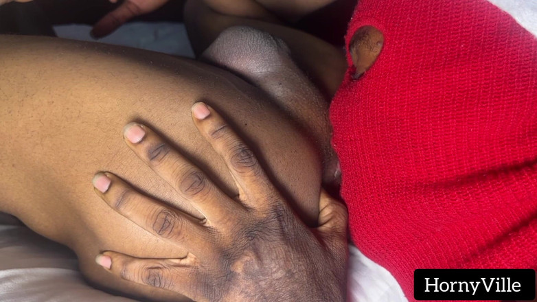 HornyVille G: Jedzenie jego prostego tyłka w Boże Narodzenie