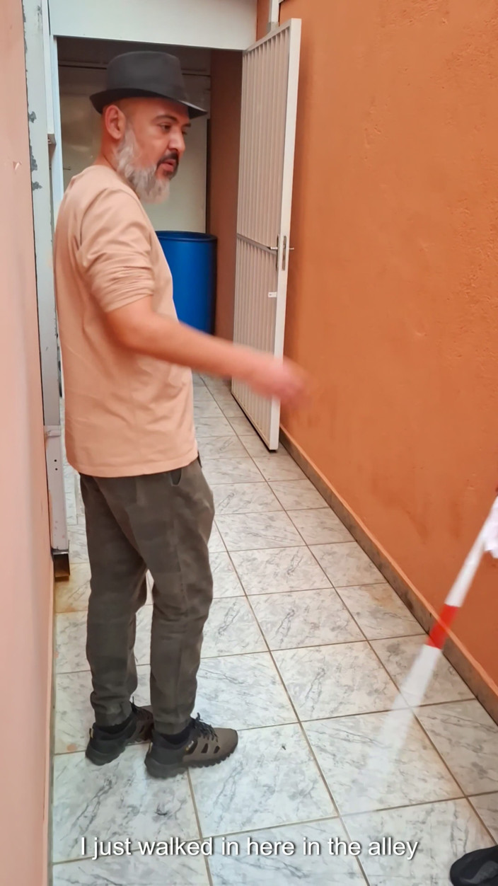 Victor SweetCoupleStories: Freeze Time z niewidomą dziewczyną w Alei.