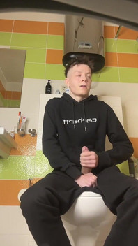 Heißer twinks frecher solo-schlaganfall