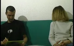 Jennifer, blonde and naive, gives us a meeting at the hotel to shoot her first video.