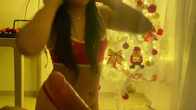 Yohamedi: De kerstman geeft me zijn sperma als kerstcadeau