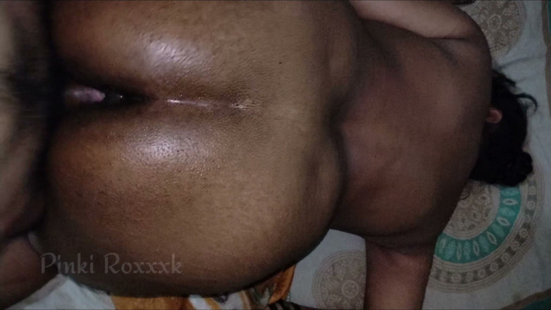 Pinki Roxxxk: Desi vesnický pár tlustá manželka hubený manžel