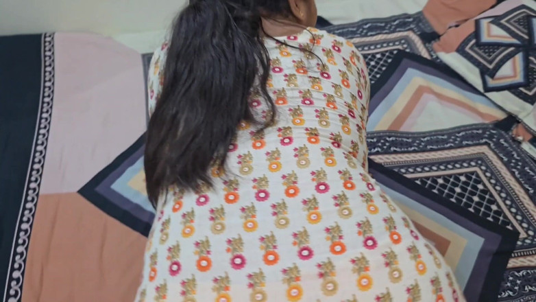 Banglavabi02: agar aapko naukraani ka bechain phigar nahin dikh raha hai...