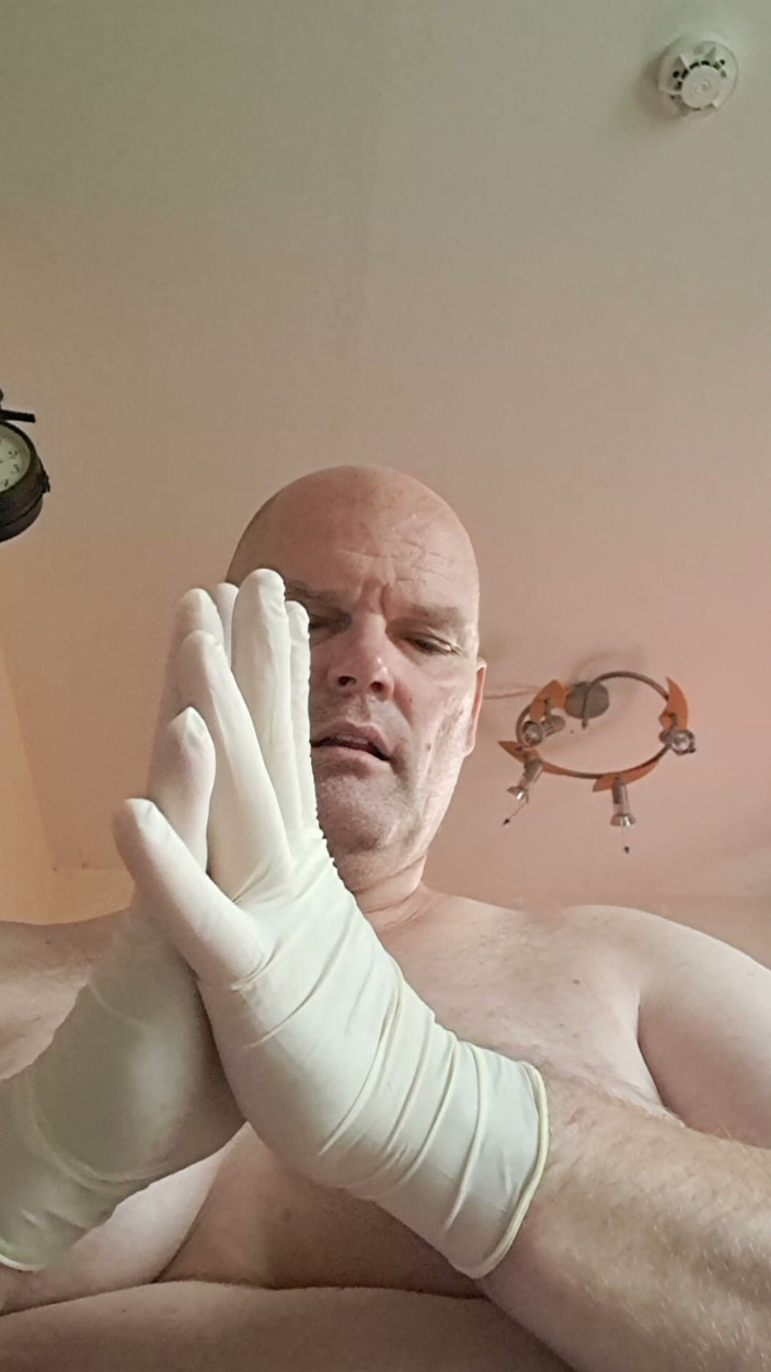 Fickspecht: Tits Examination at the Slut