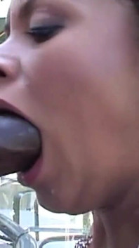 Lexinghton Loves Big Black Tits