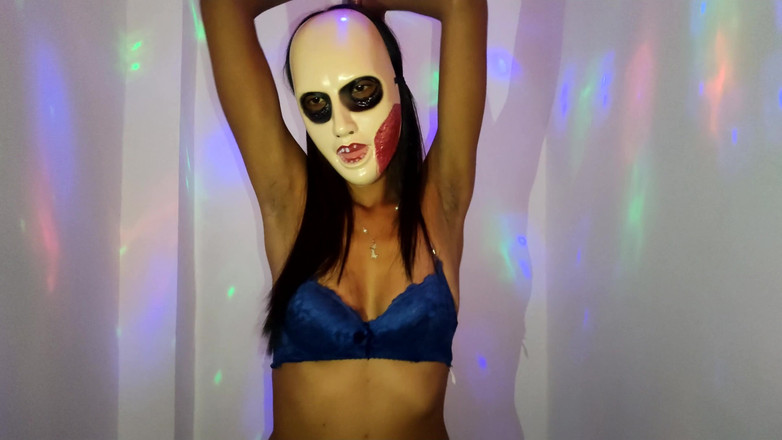 Martin13: Uczeń robi domowe porno, aby zapewnić najlepszą ocenę z nauczycielem