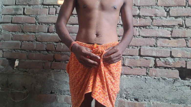 Rk_pornstar: Joven india en la masturbación en solo de baño