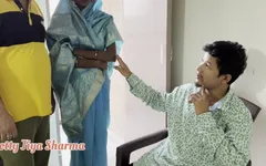 जब वह बिना सबूत के मेरे होटल में आता है तो मैंने अपनी दोस्त प्रेमिका को चोदा