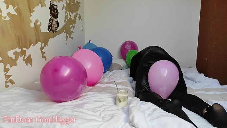 FinDom Goaldigger: Regards from Maldivas