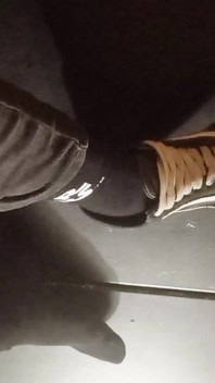 Pantofi Vans, șosete pentru picioare și distracție