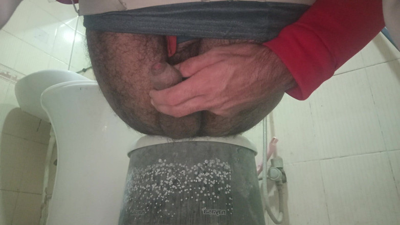 Brijesh 270: Kijk hoe de lul langzaam rechtop wordt.