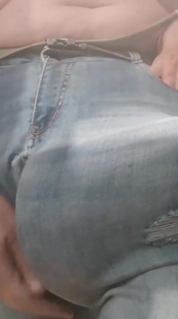 Jeansbulge mengepam pelik