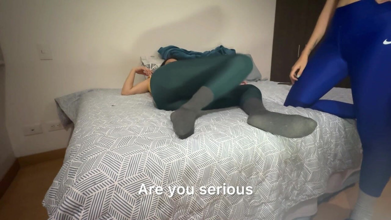 scarlettandc: Kadın güreşi ve lezbiyen oyunu